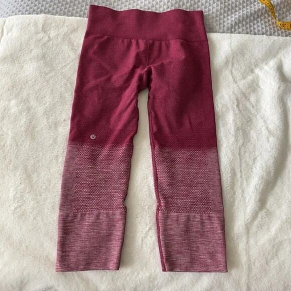 Lululemon Ebb to Street Seamless Ombré burgundy and white crop leggings size‎ 6 - Picture 4 of 8